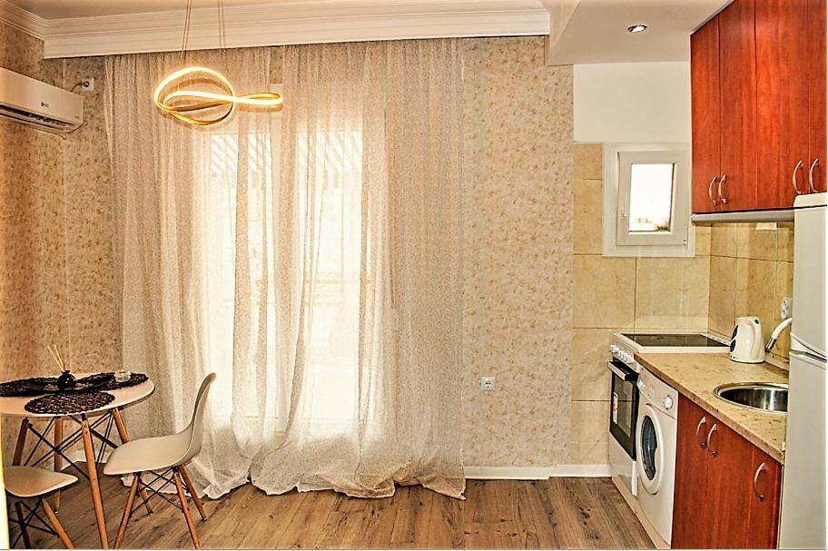 Kassandrou Suite Hot Tub-Jakuzzi - 2 Bedrooms - Big Balcony - Center Selanik Dış mekan fotoğraf