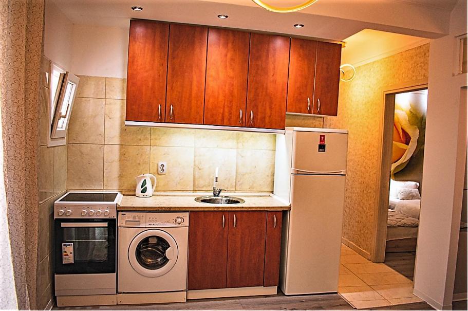 Kassandrou Suite Hot Tub-Jakuzzi - 2 Bedrooms - Big Balcony - Center Selanik Dış mekan fotoğraf